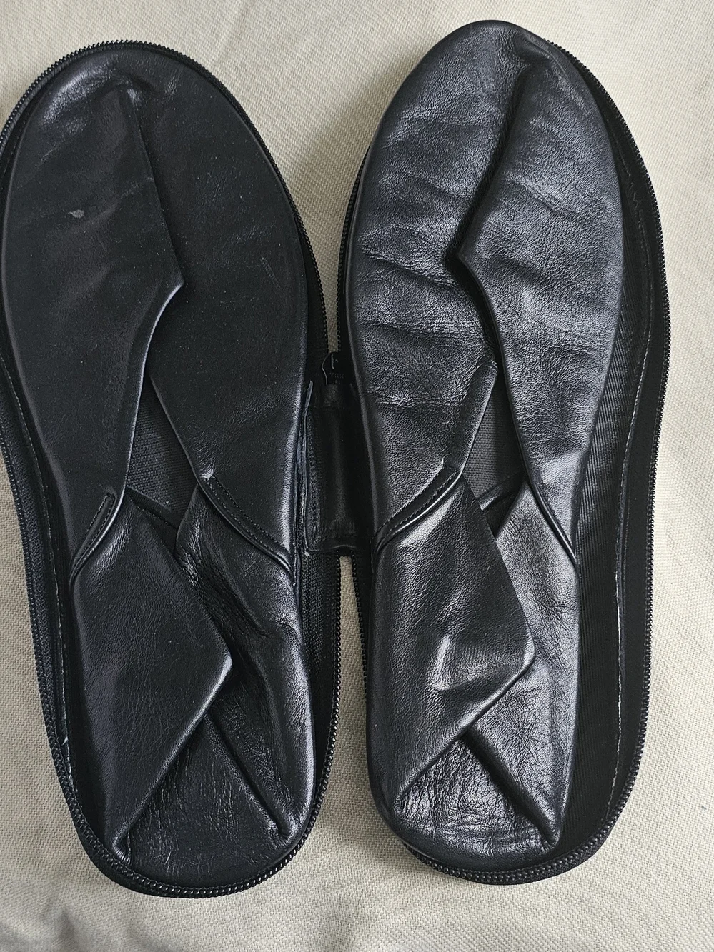 N/A black leather